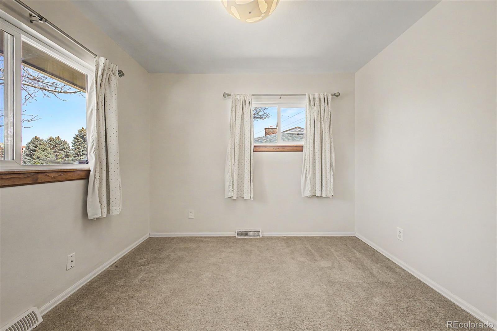 MLS Image #18 for 8084 e hampden circle,denver, Colorado
