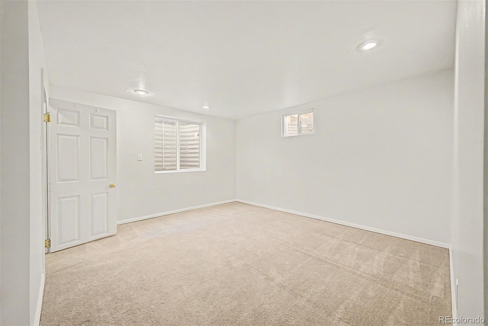 MLS Image #22 for 8084 e hampden circle,denver, Colorado