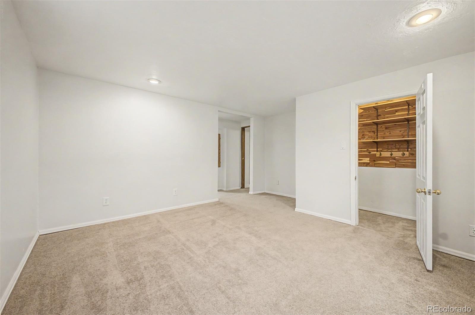 MLS Image #23 for 8084 e hampden circle,denver, Colorado