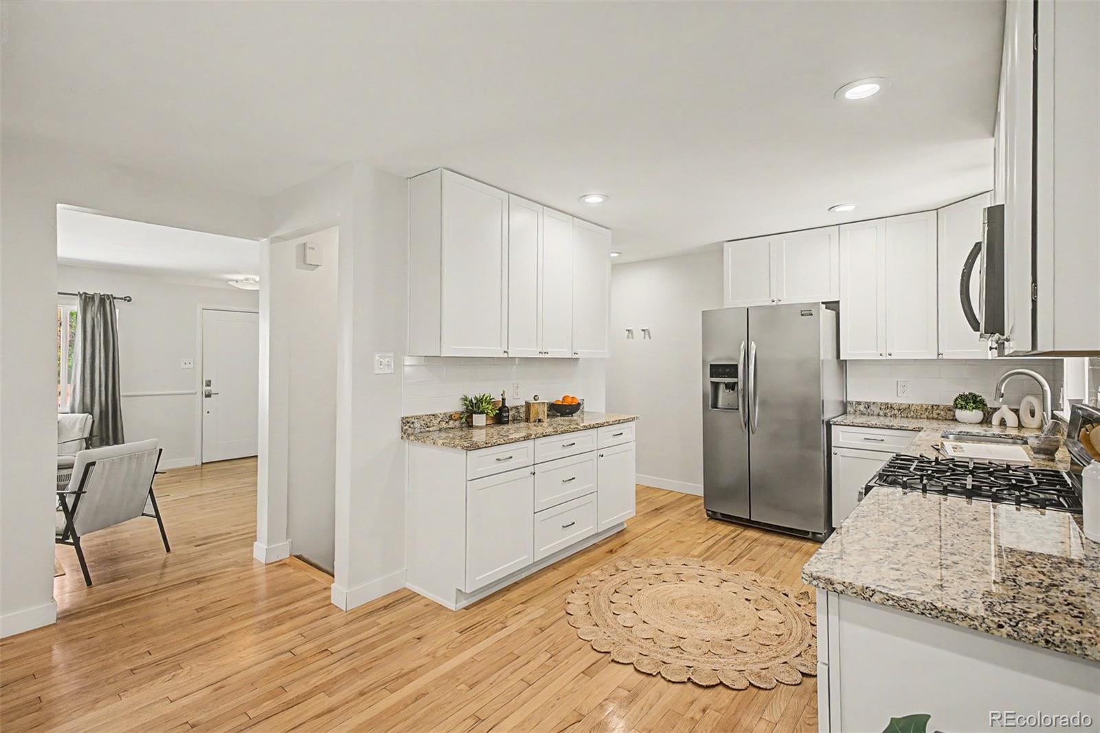 MLS Image #9 for 8084 e hampden circle,denver, Colorado