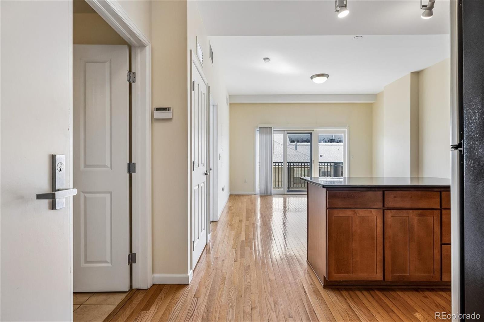 MLS Image #24 for 1950 n logan street 508,denver, Colorado