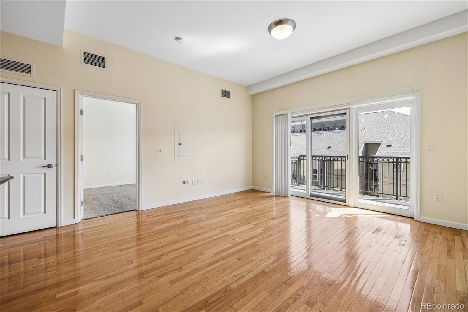 MLS Image #28 for 1950 n logan street 508,denver, Colorado