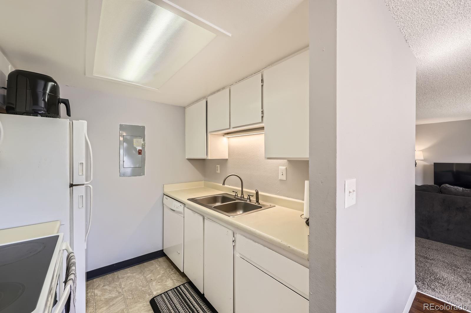 MLS Image #15 for 2201  sable boulevard,aurora, Colorado