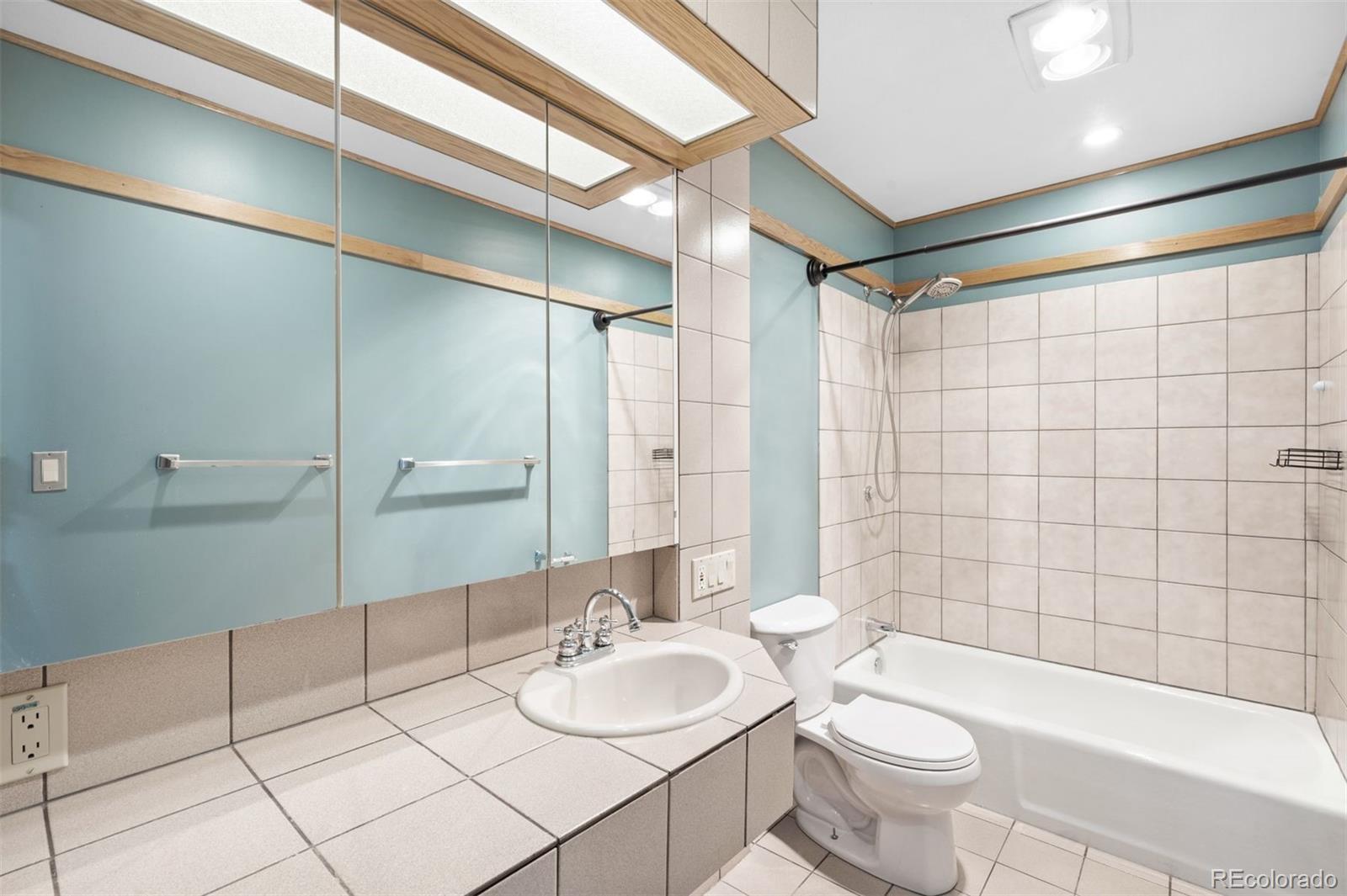 MLS Image #10 for 4523 w ponds circle,littleton, Colorado