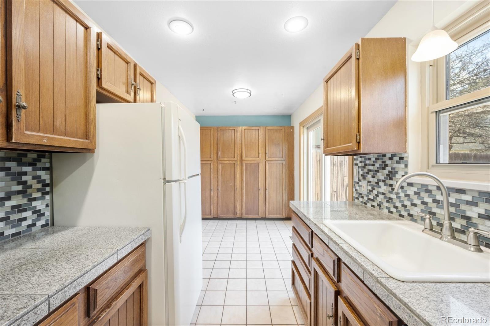 MLS Image #5 for 4523 w ponds circle,littleton, Colorado