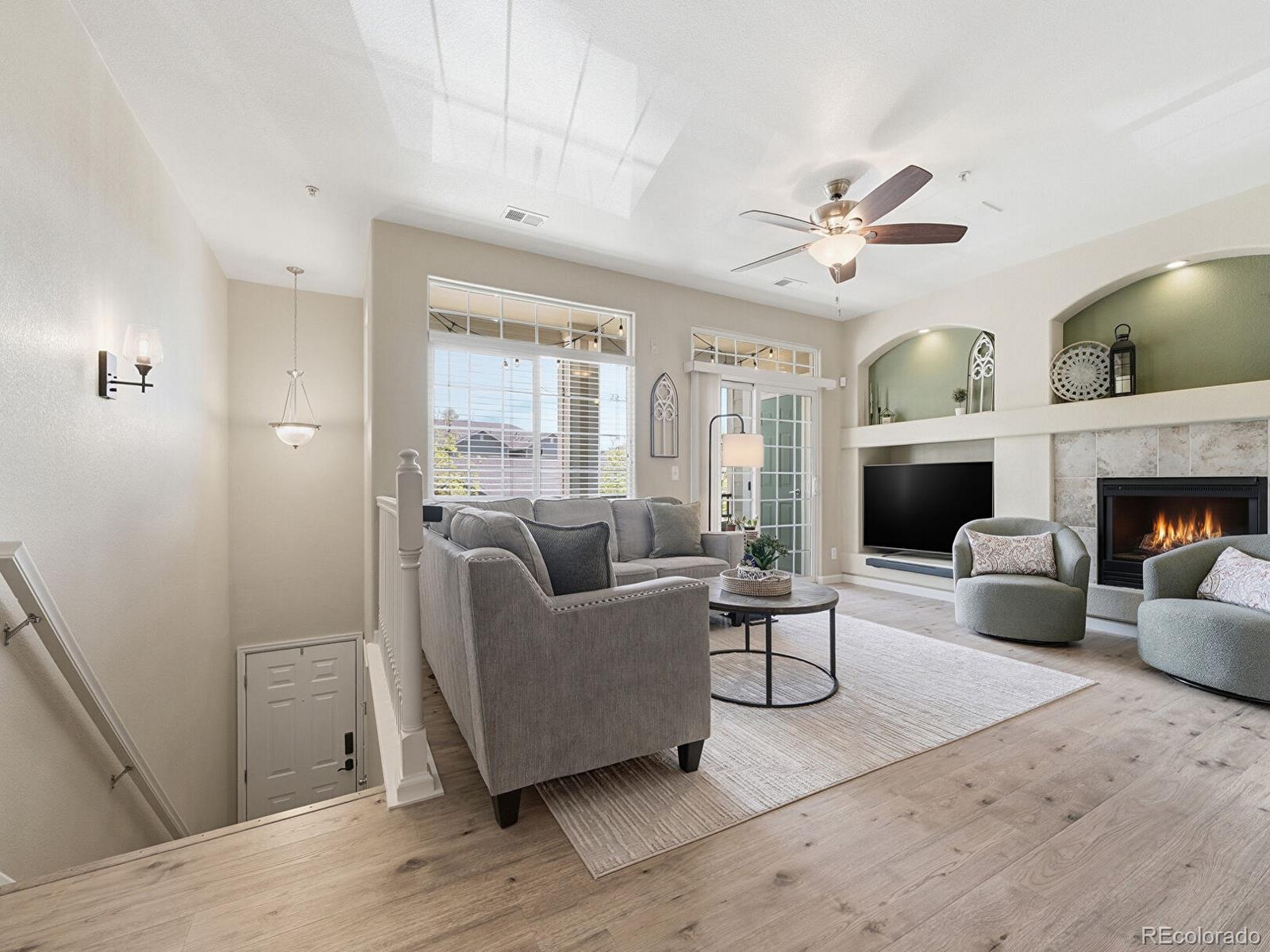 MLS Image #3 for 431  black feather loop 810,castle rock, Colorado