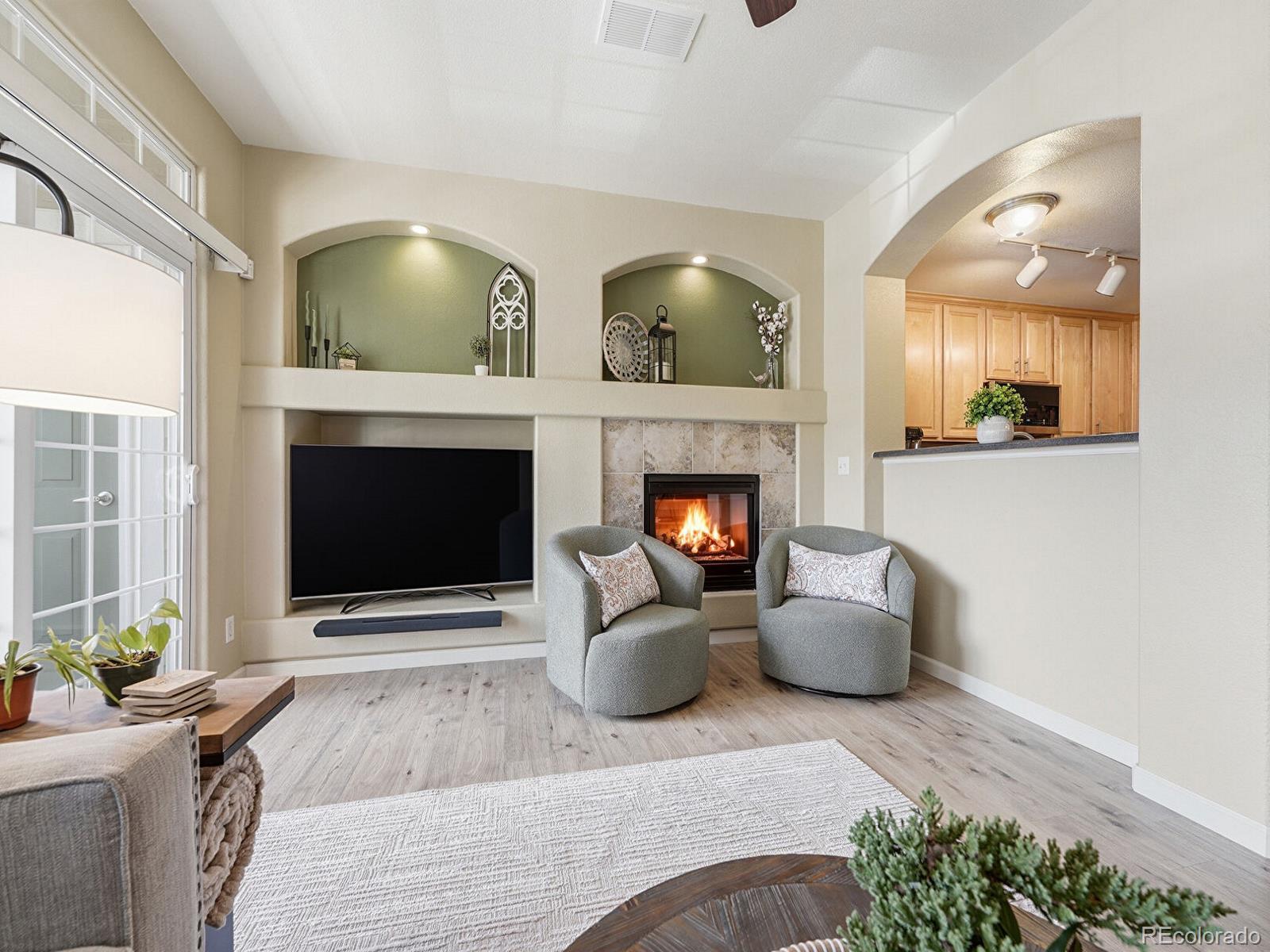 MLS Image #9 for 431  black feather loop 810,castle rock, Colorado