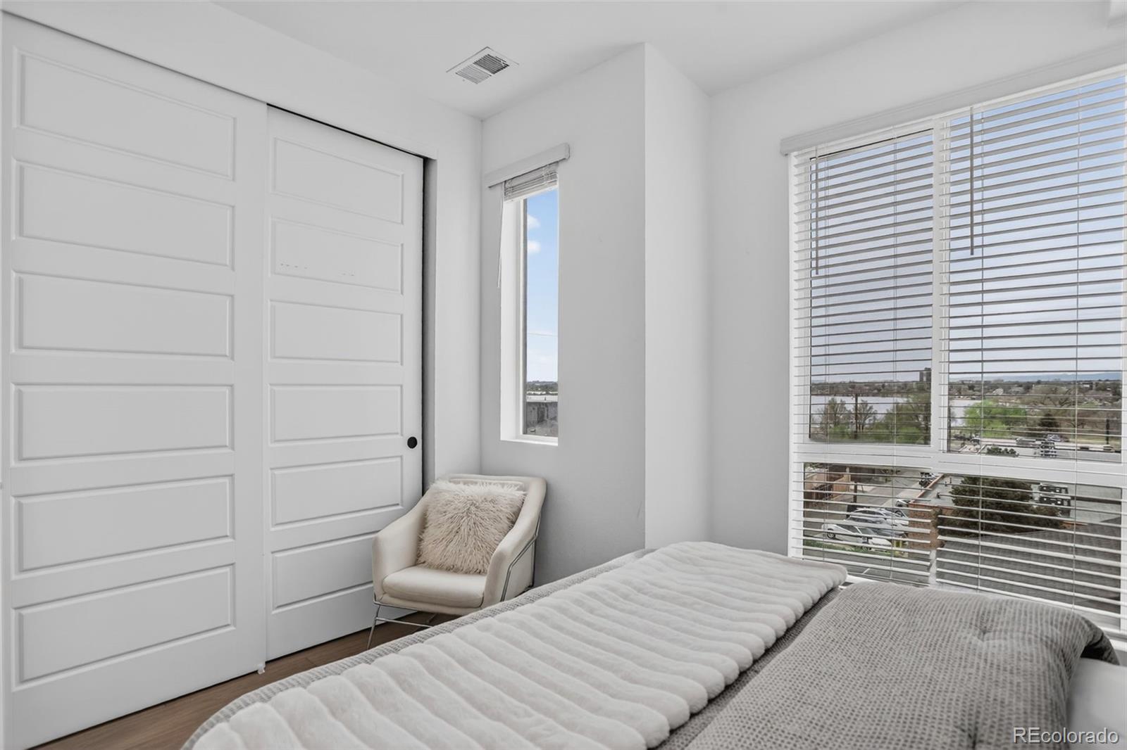 MLS Image #31 for 5128 w 26th avenue 205,denver, Colorado