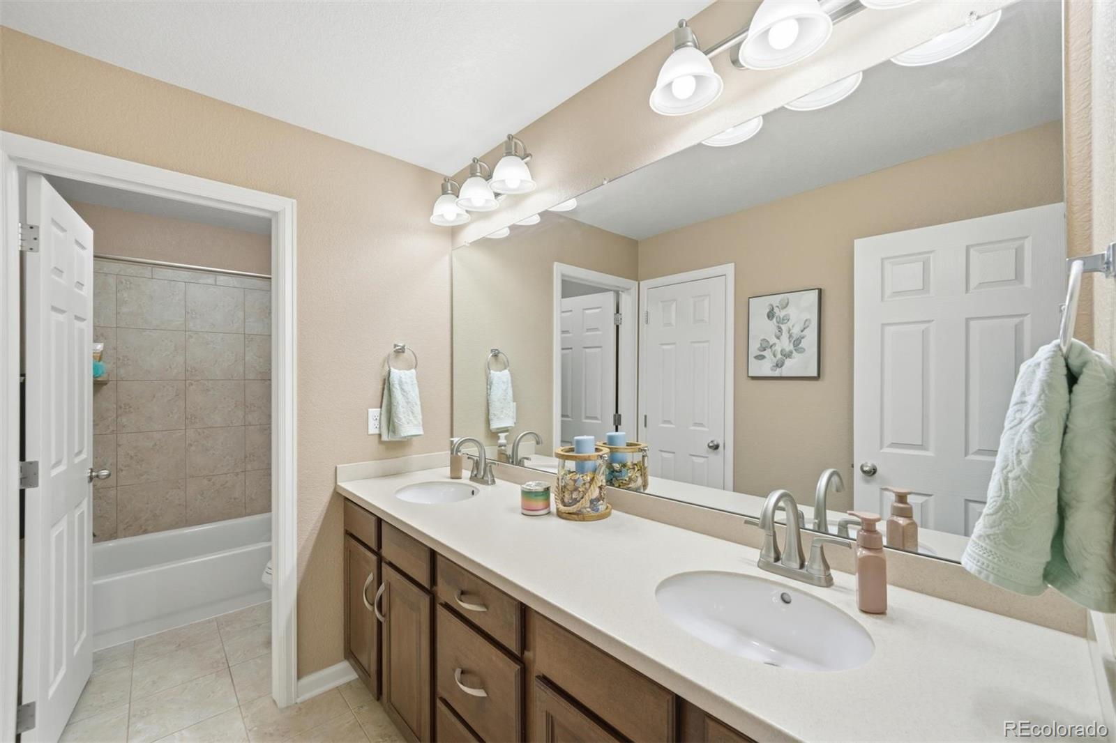 MLS Image #35 for 25690 e hoover place,aurora, Colorado