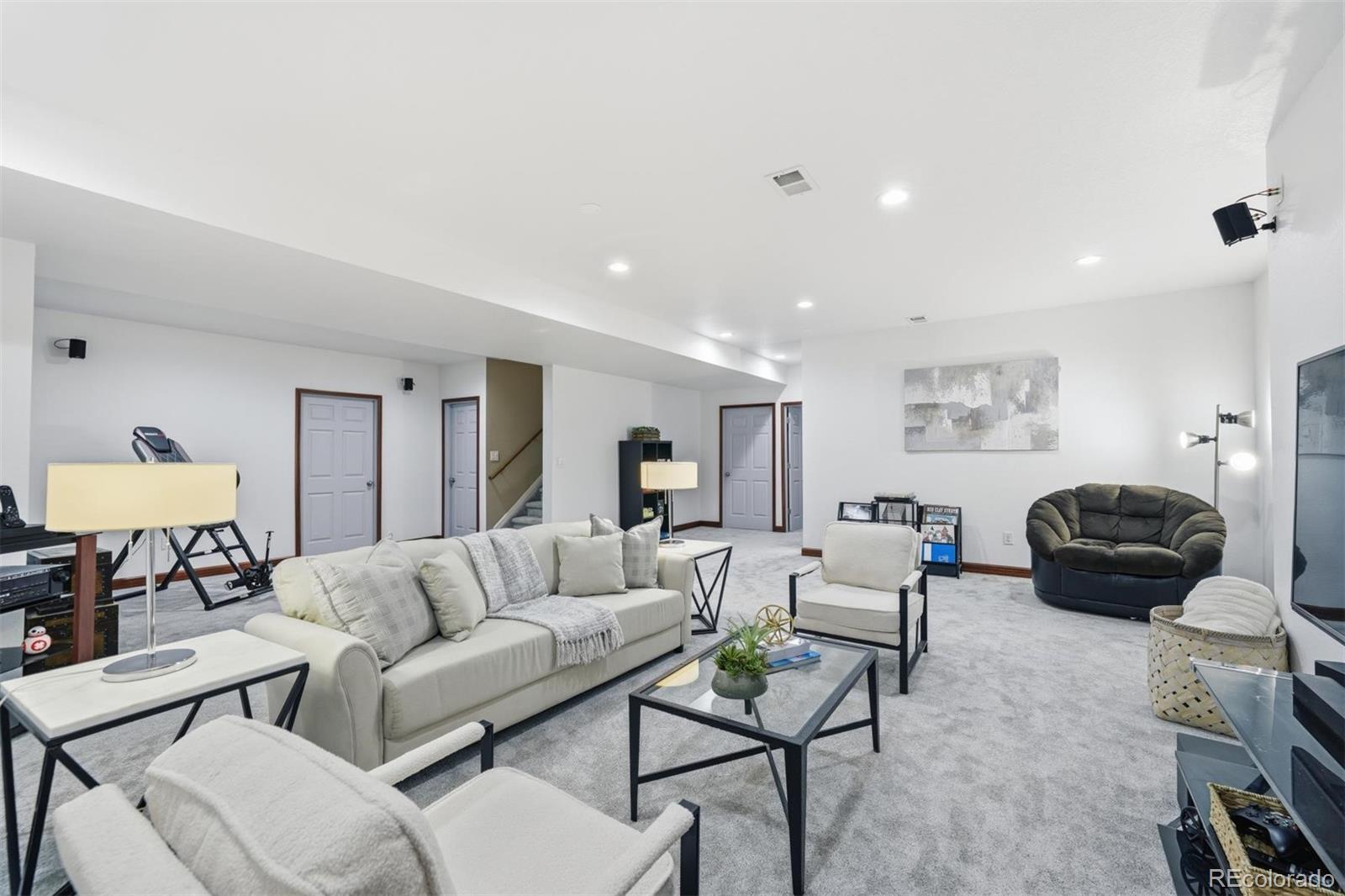 MLS Image #37 for 25690 e hoover place,aurora, Colorado