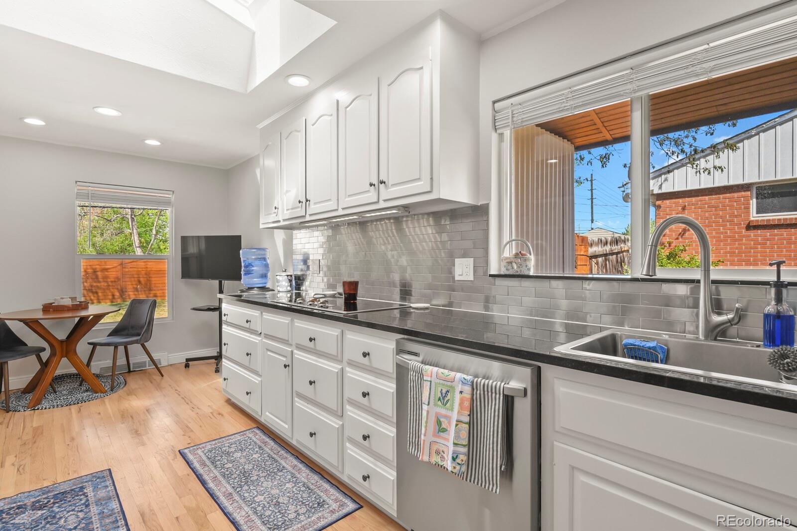MLS Image #10 for 691 s holly street,denver, Colorado
