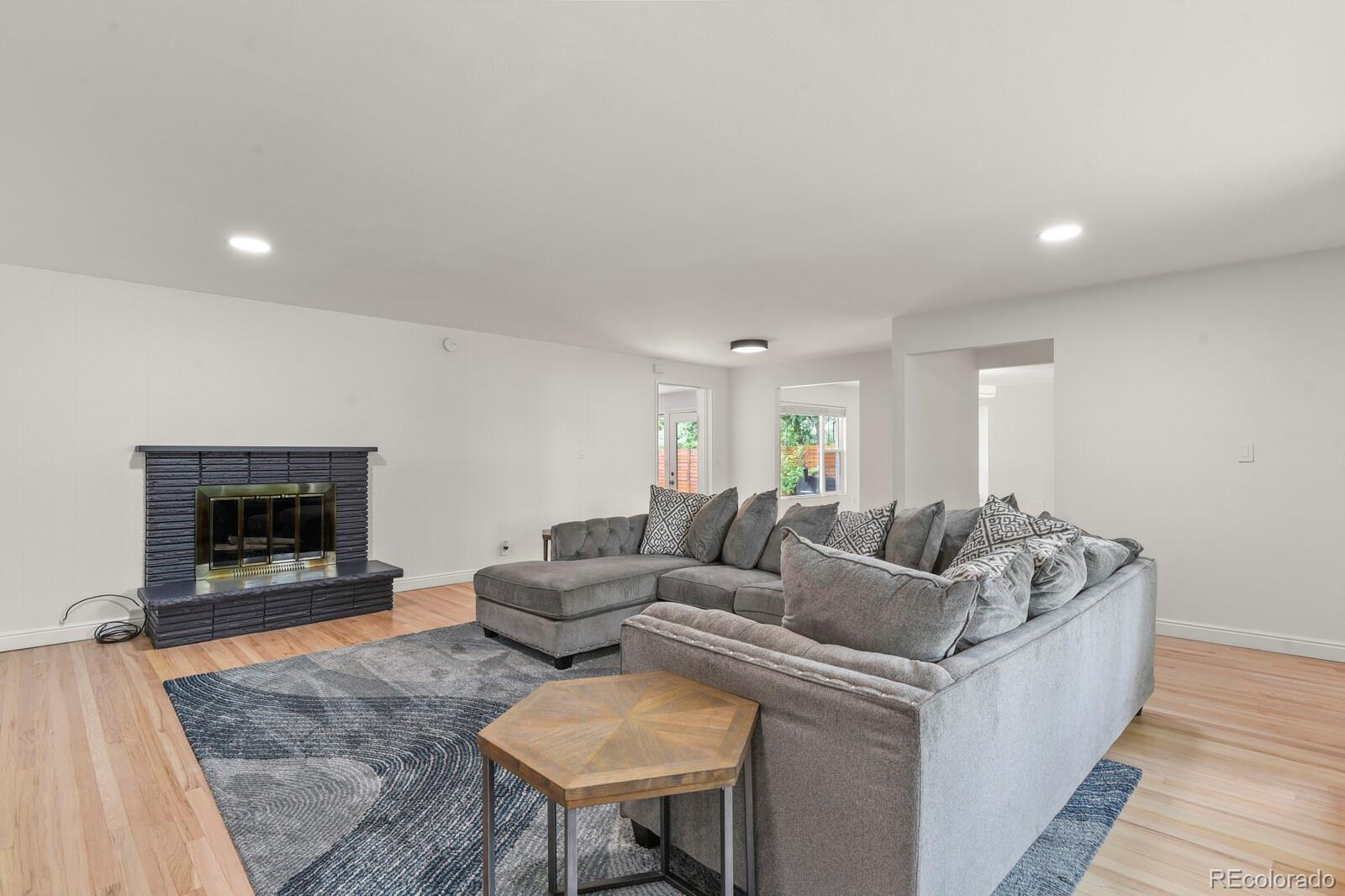 MLS Image #21 for 691 s holly street,denver, Colorado