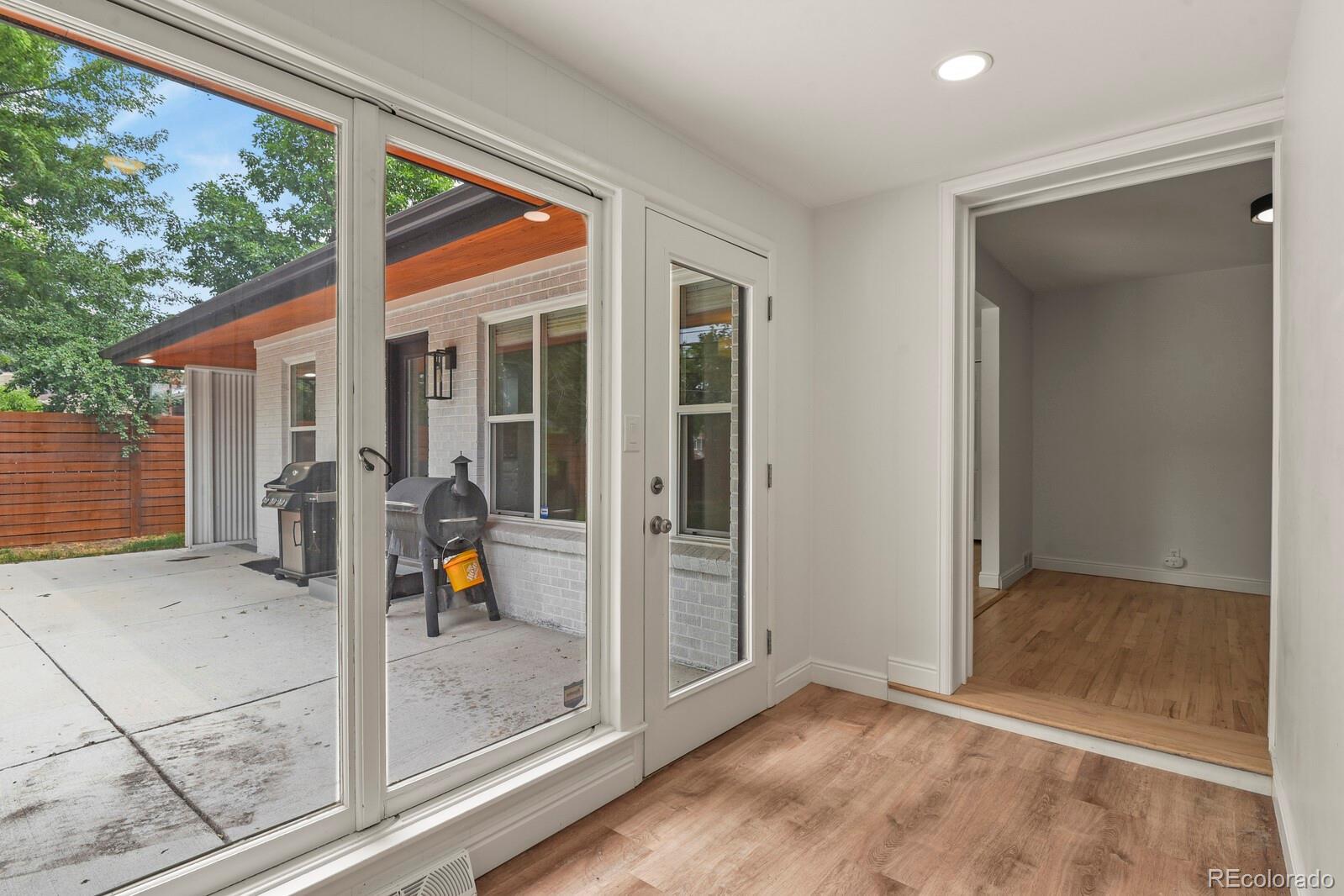 MLS Image #23 for 691 s holly street,denver, Colorado