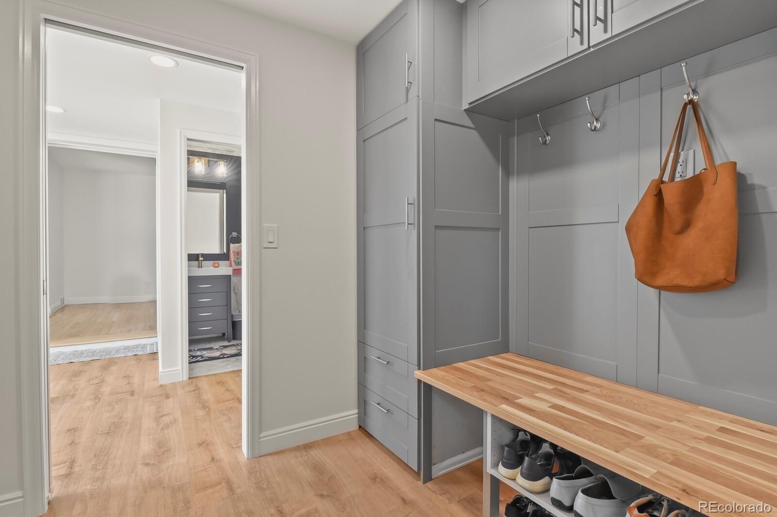 MLS Image #27 for 691 s holly street,denver, Colorado