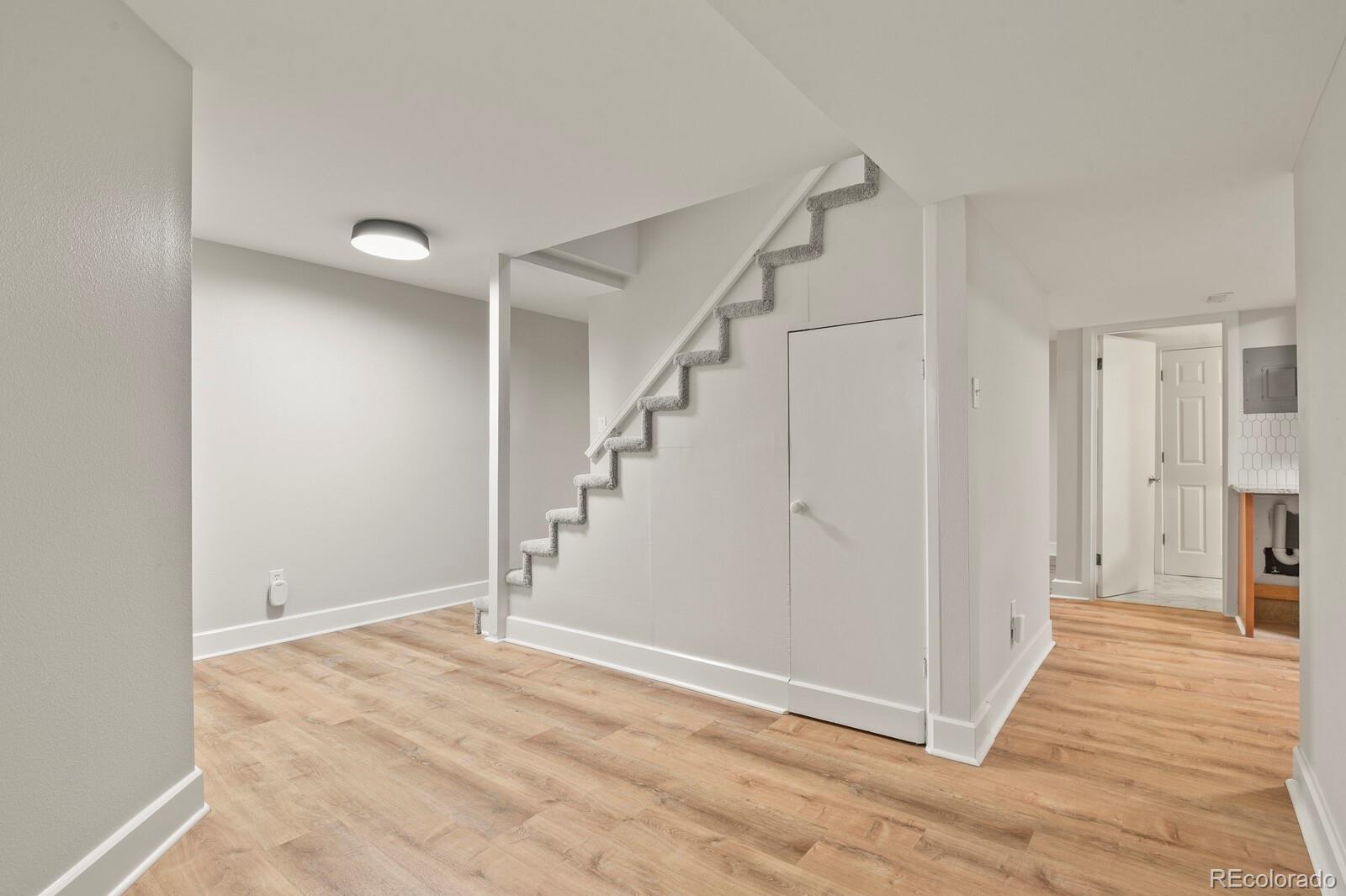 MLS Image #31 for 691 s holly street,denver, Colorado