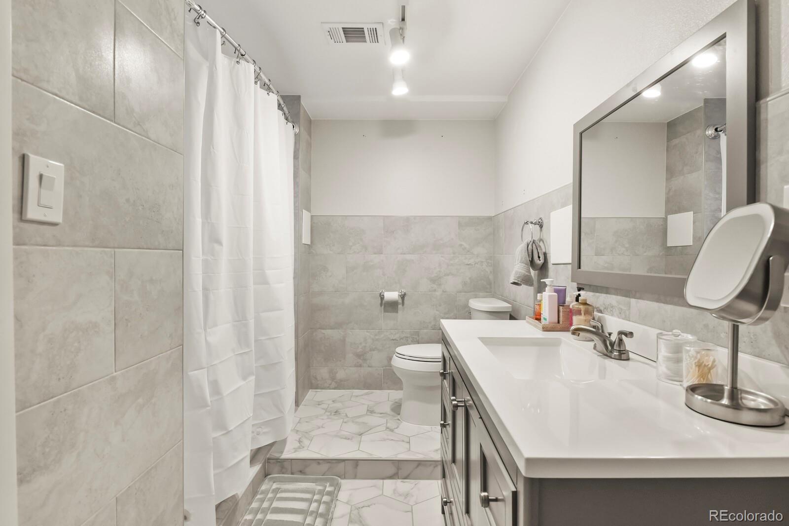MLS Image #38 for 691 s holly street,denver, Colorado