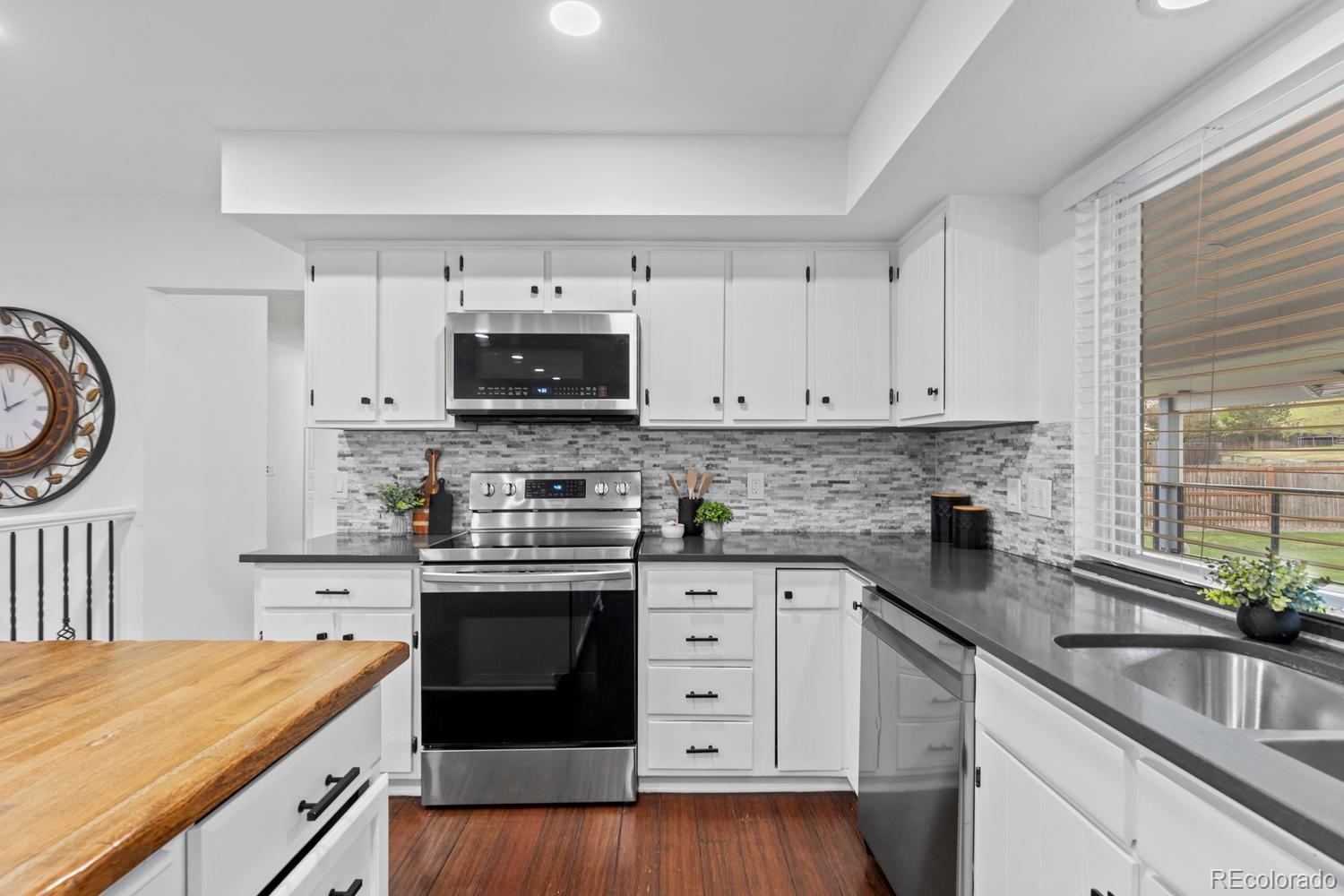MLS Image #16 for 10128 w layton place,littleton, Colorado