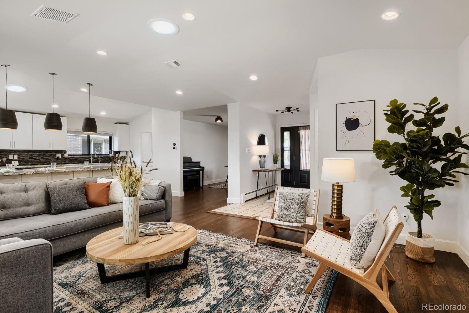 MLS Image #5 for 505 s magnolia lane,denver, Colorado
