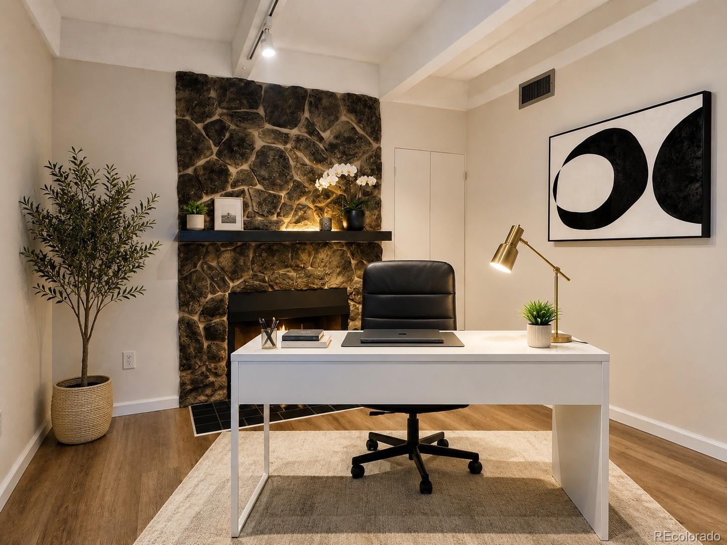 MLS Image #10 for 7877 e mississippi avenue,denver, Colorado