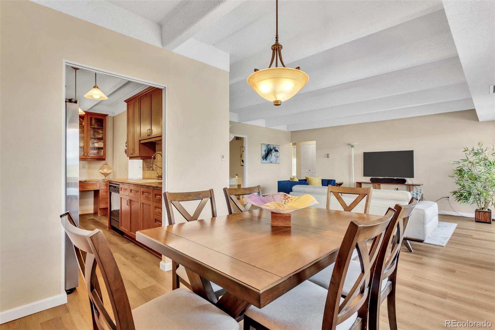 MLS Image #6 for 7877 e mississippi avenue,denver, Colorado