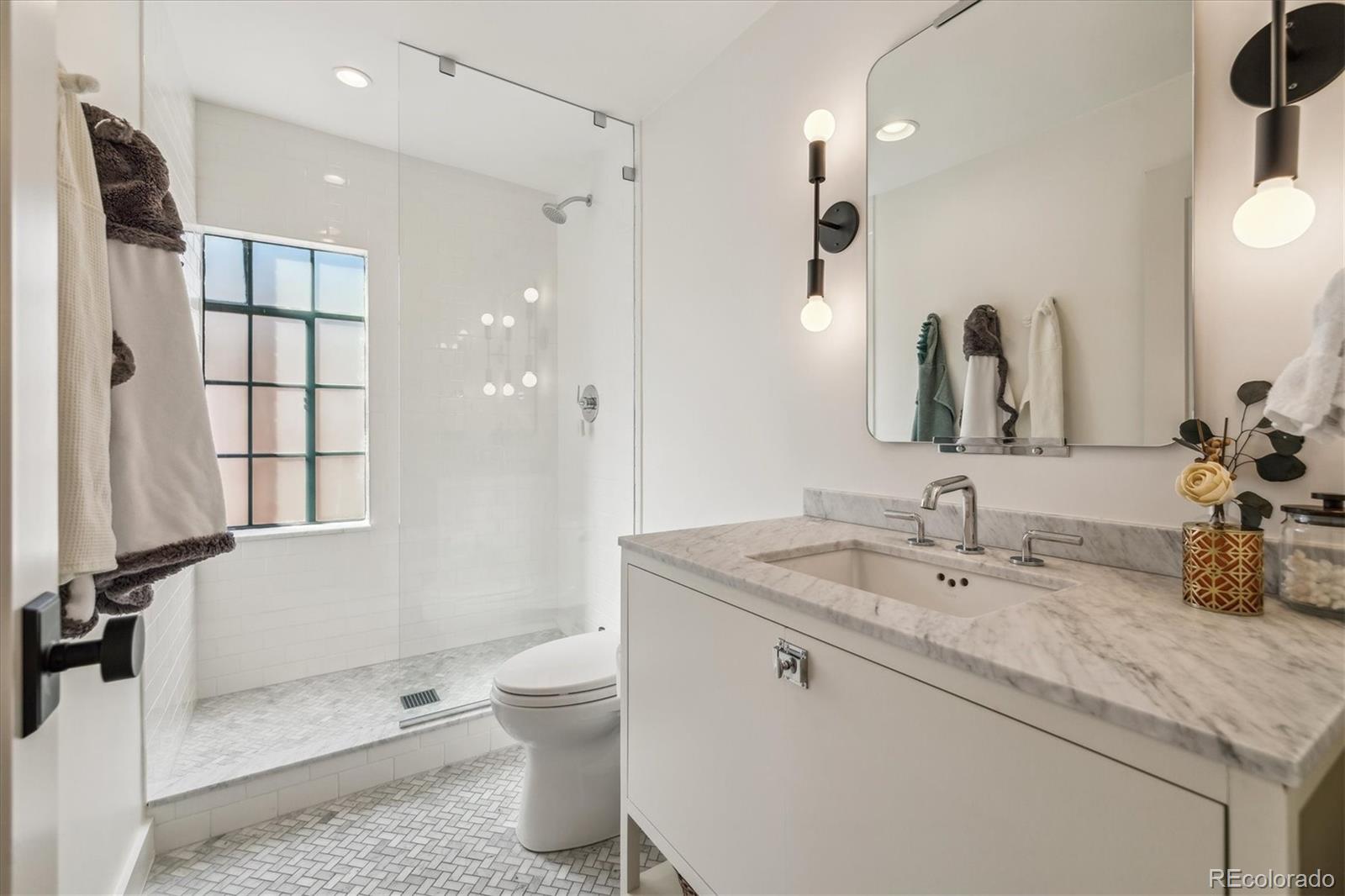 MLS Image #27 for 245  gaylord street,denver, Colorado