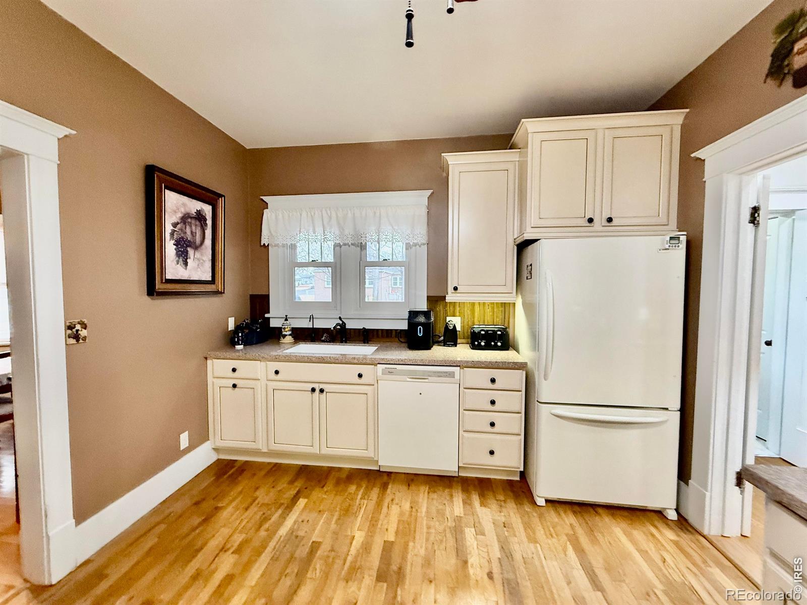 MLS Image #2 for 324 s bowman avenue,holyoke, Colorado