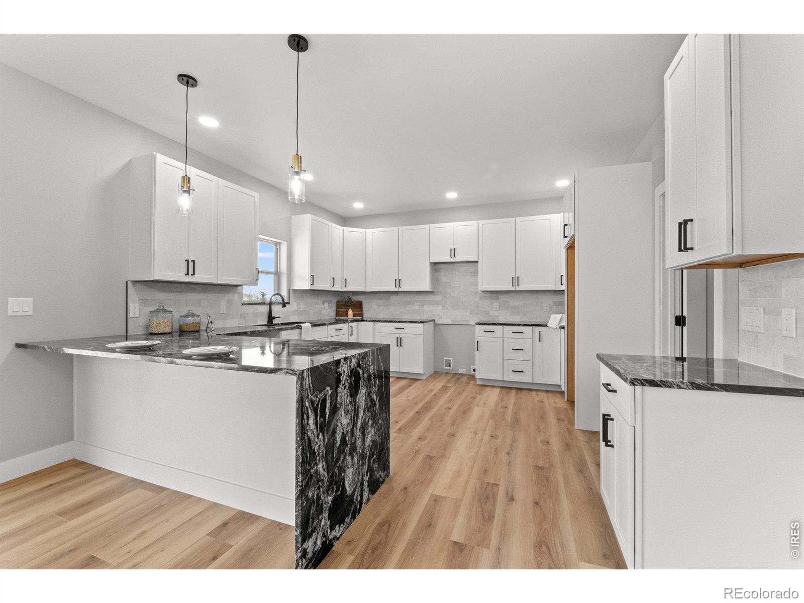MLS Image #11 for 32  lakeview circle,fort morgan, Colorado
