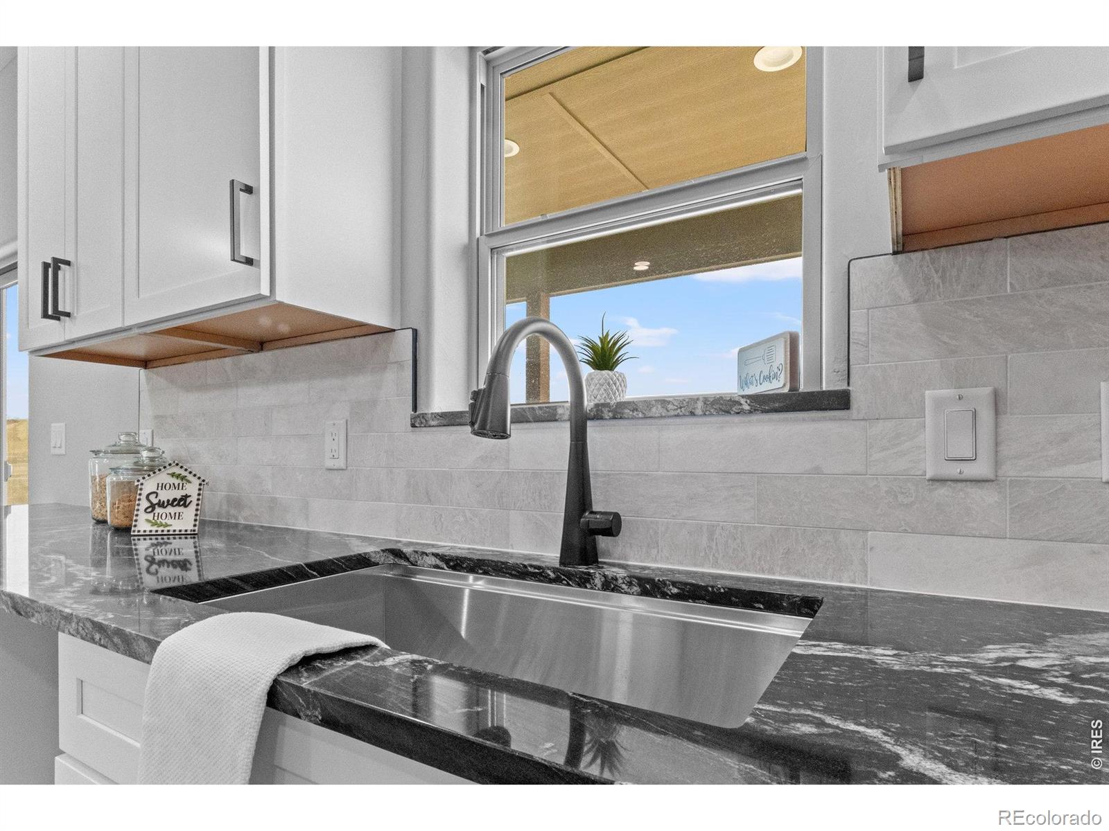 MLS Image #17 for 32  lakeview circle,fort morgan, Colorado