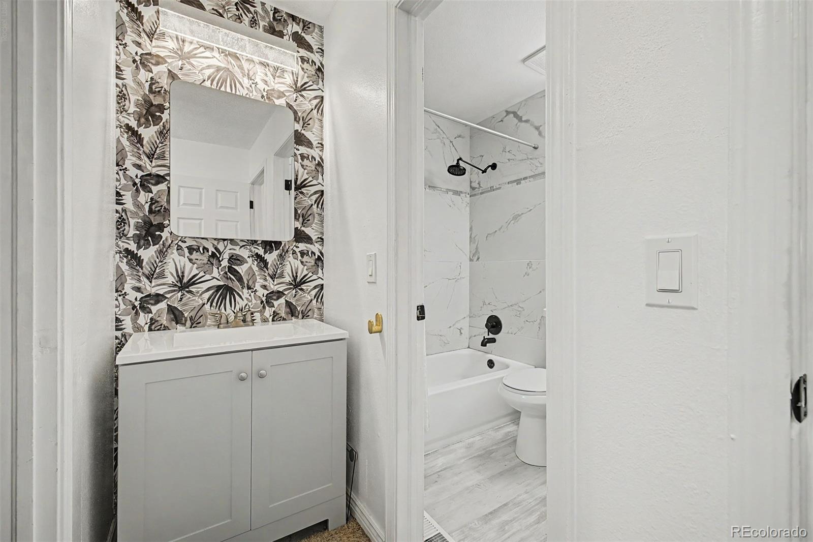 MLS Image #16 for 8952 w dartmouth place,lakewood, Colorado