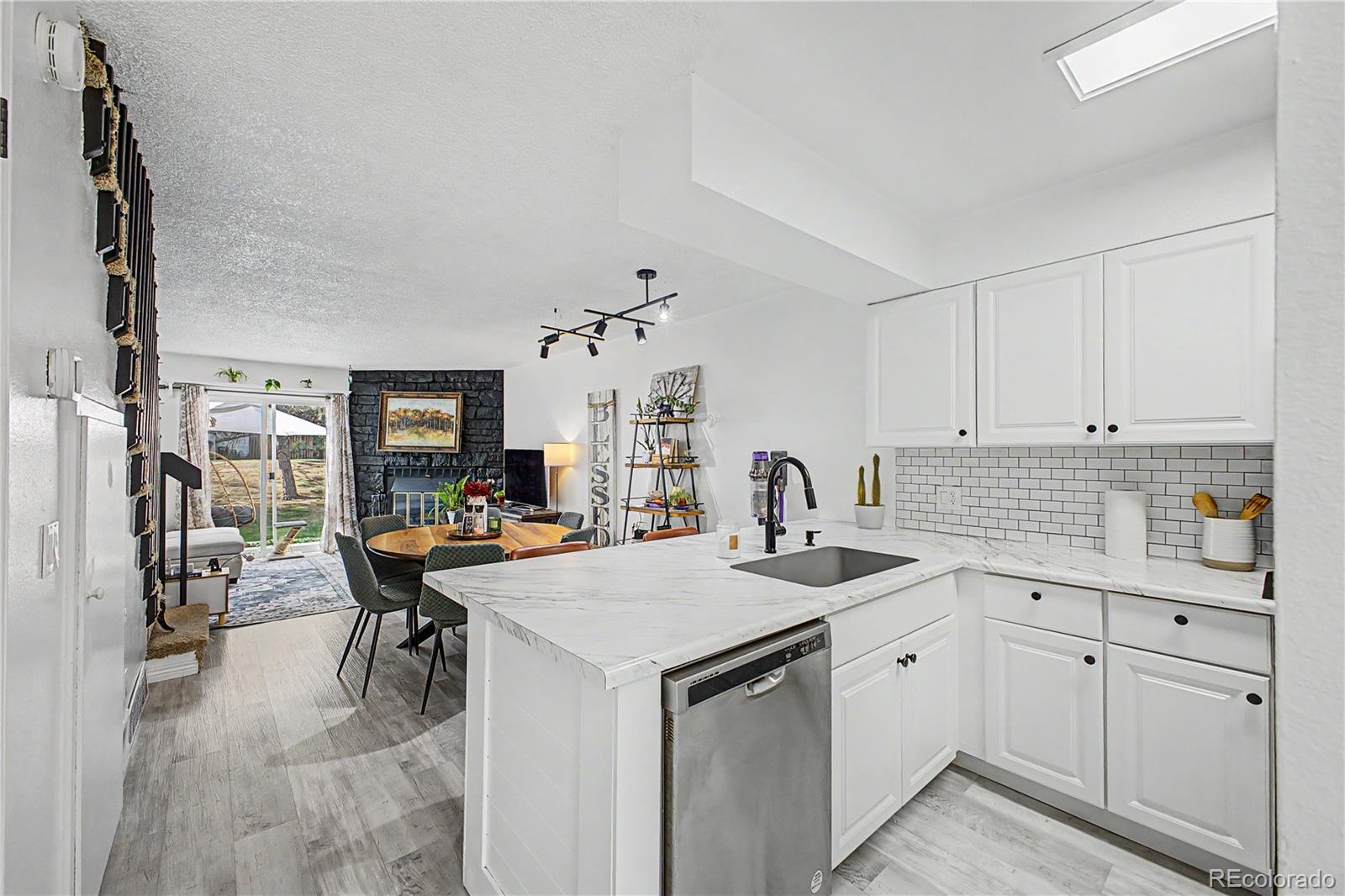 MLS Image #2 for 8952 w dartmouth place,lakewood, Colorado
