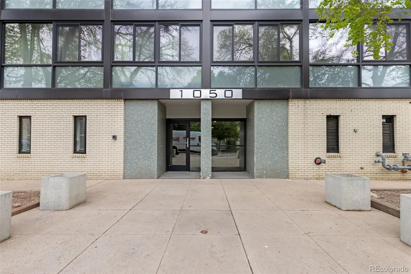 MLS Image #2 for 1050 n corona street,denver, Colorado
