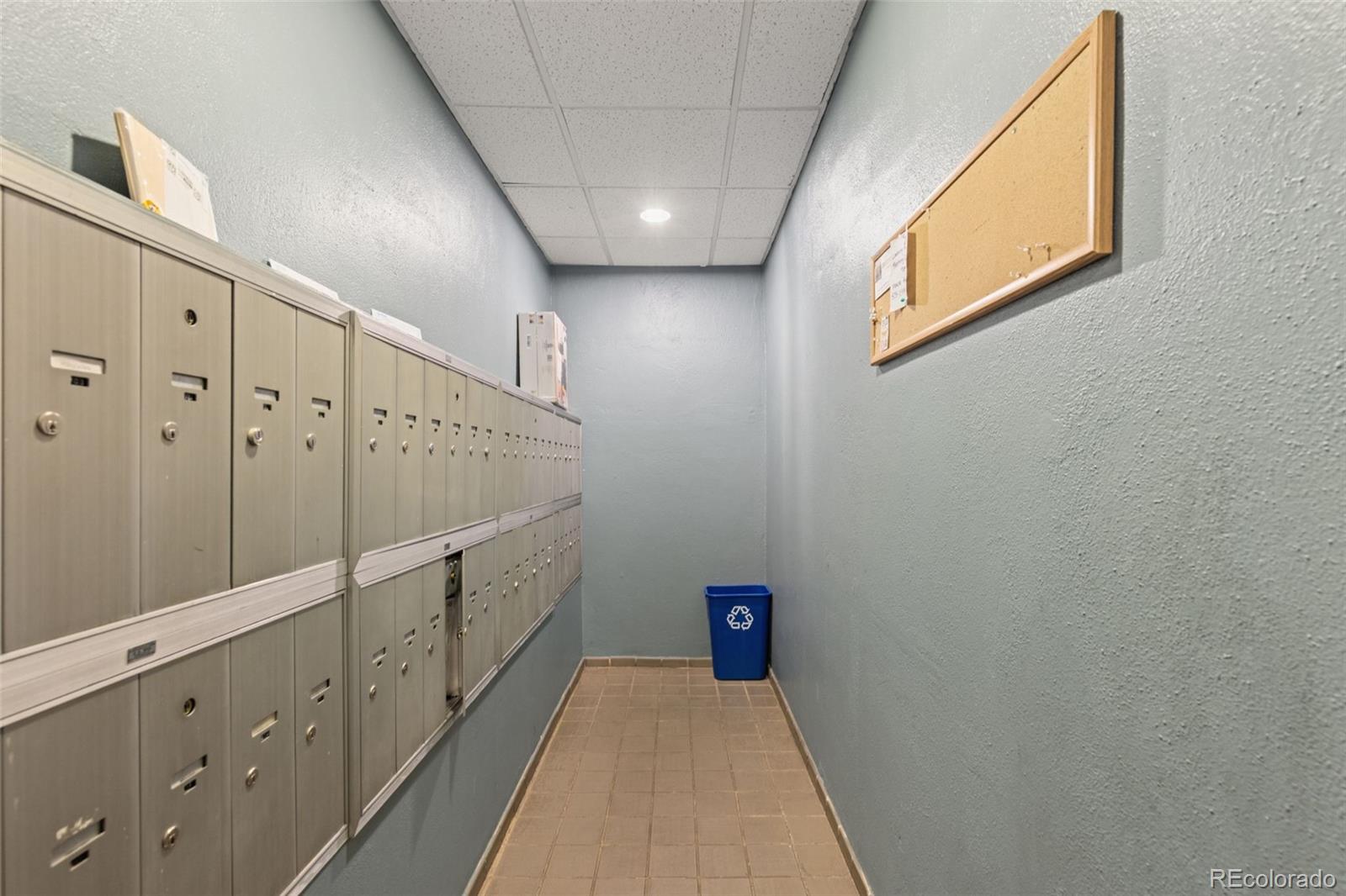 MLS Image #4 for 1050 n corona street,denver, Colorado