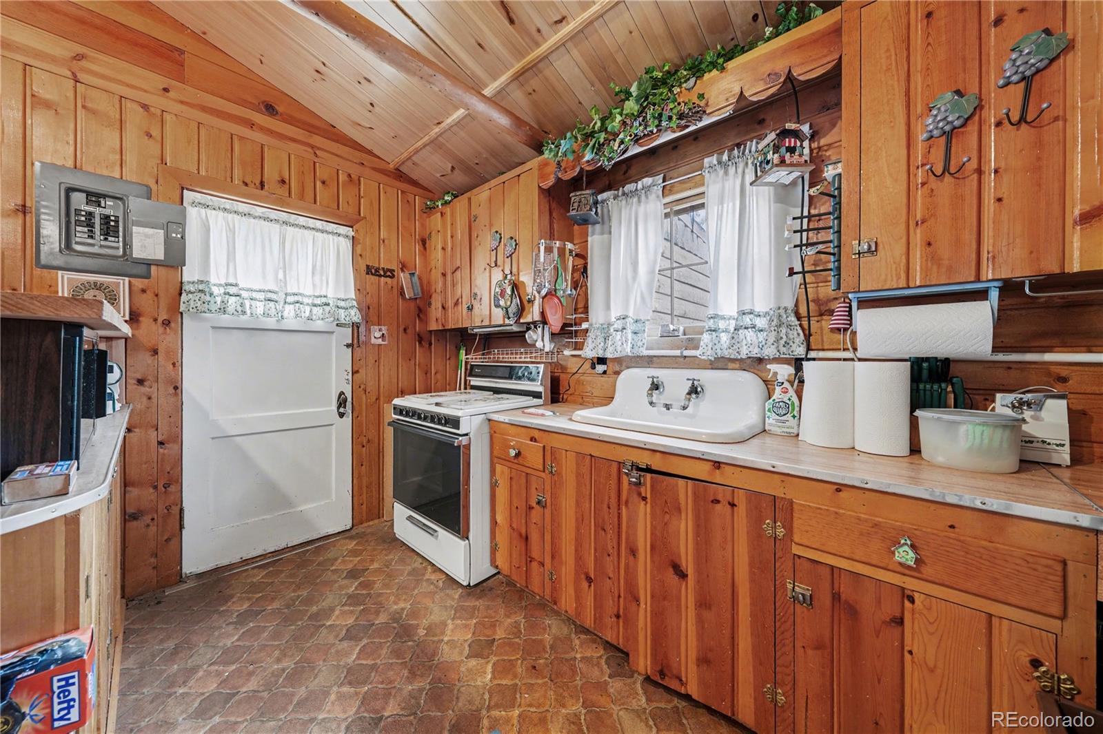 MLS Image #15 for 86  blue jay lane,red feather lakes, Colorado