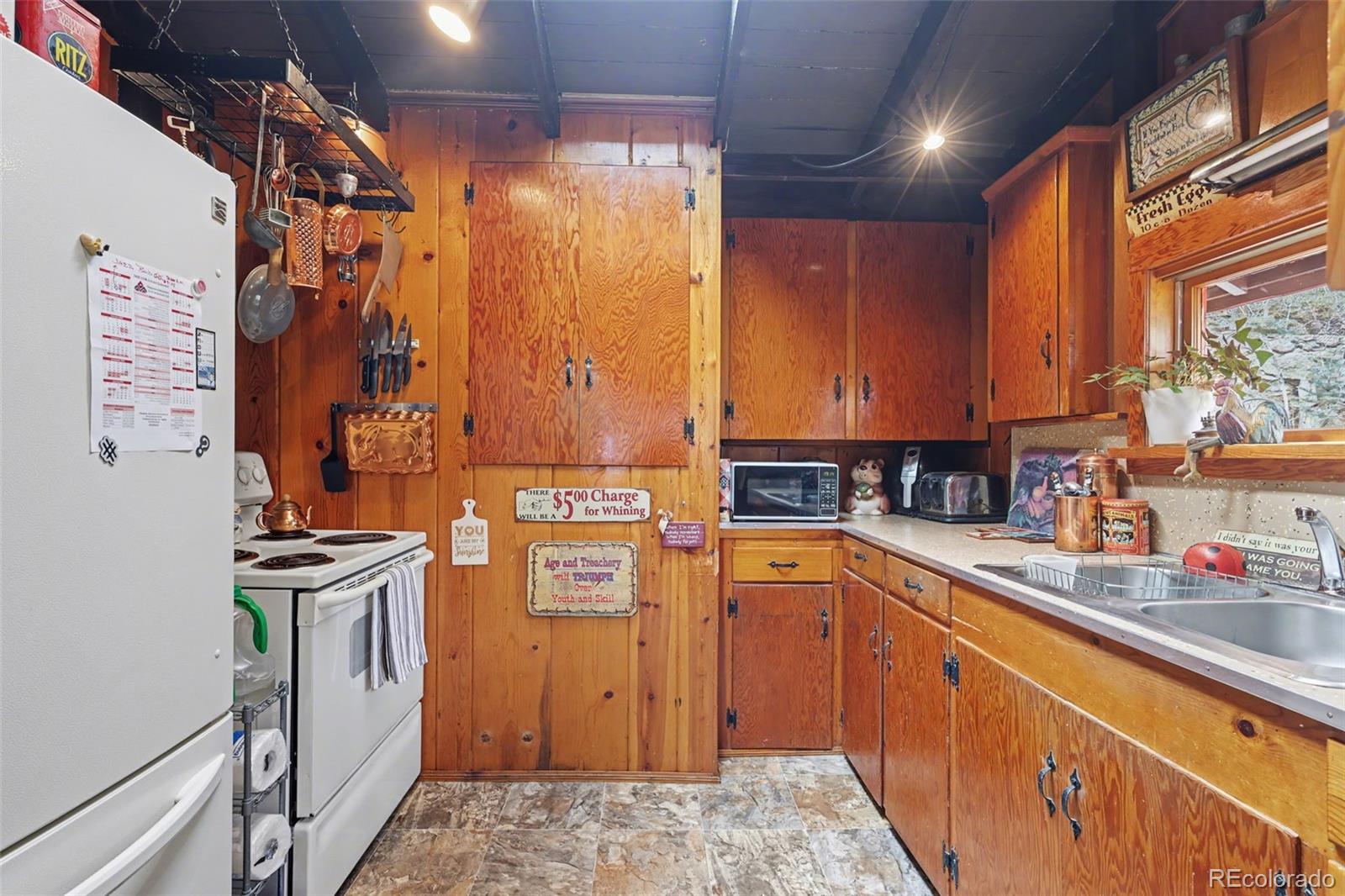 MLS Image #13 for 3875  overlook road,colorado springs, Colorado