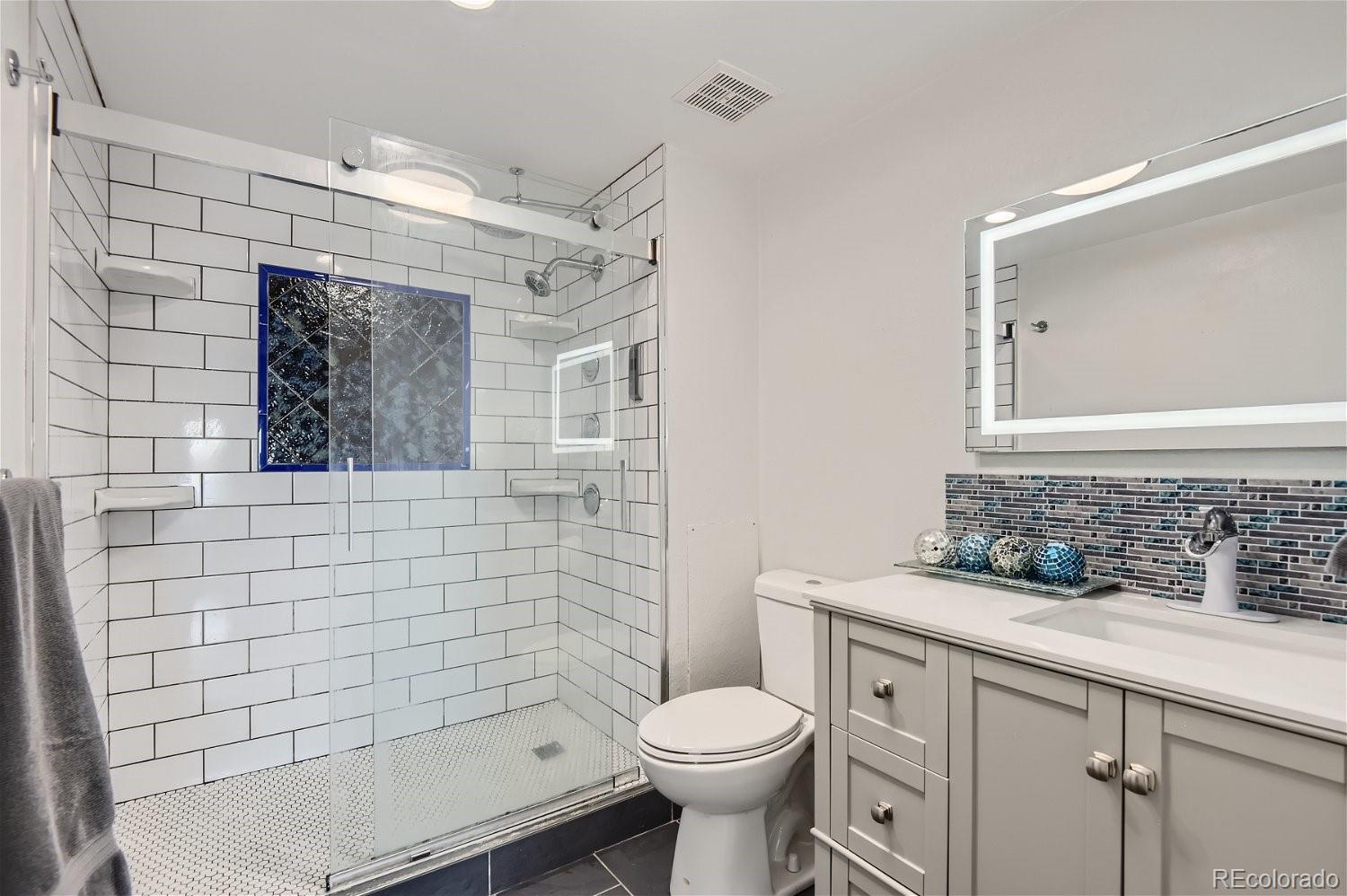 MLS Image #12 for 7877 e mississippi avenue 1205,denver, Colorado
