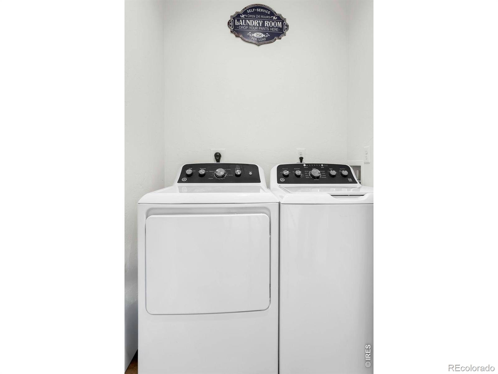 MLS Image #14 for 295  gray jay court,berthoud, Colorado