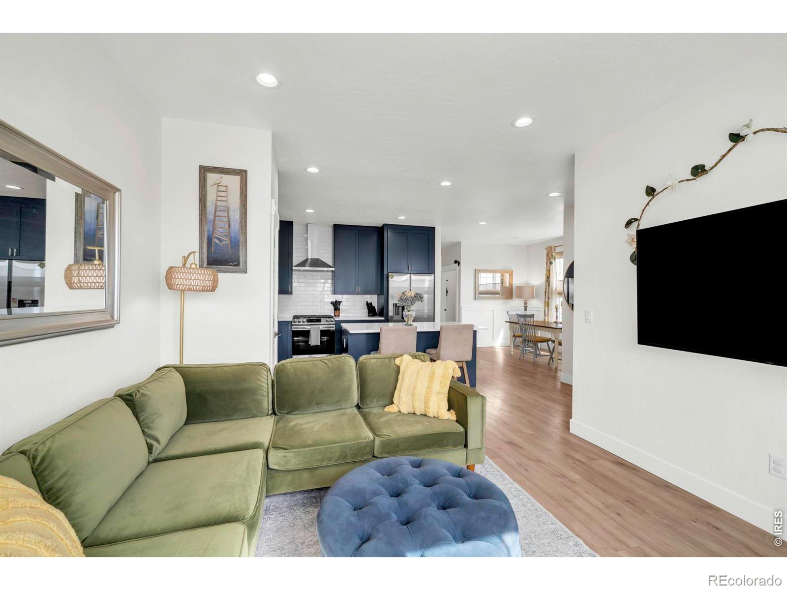 MLS Image #5 for 295  gray jay court,berthoud, Colorado