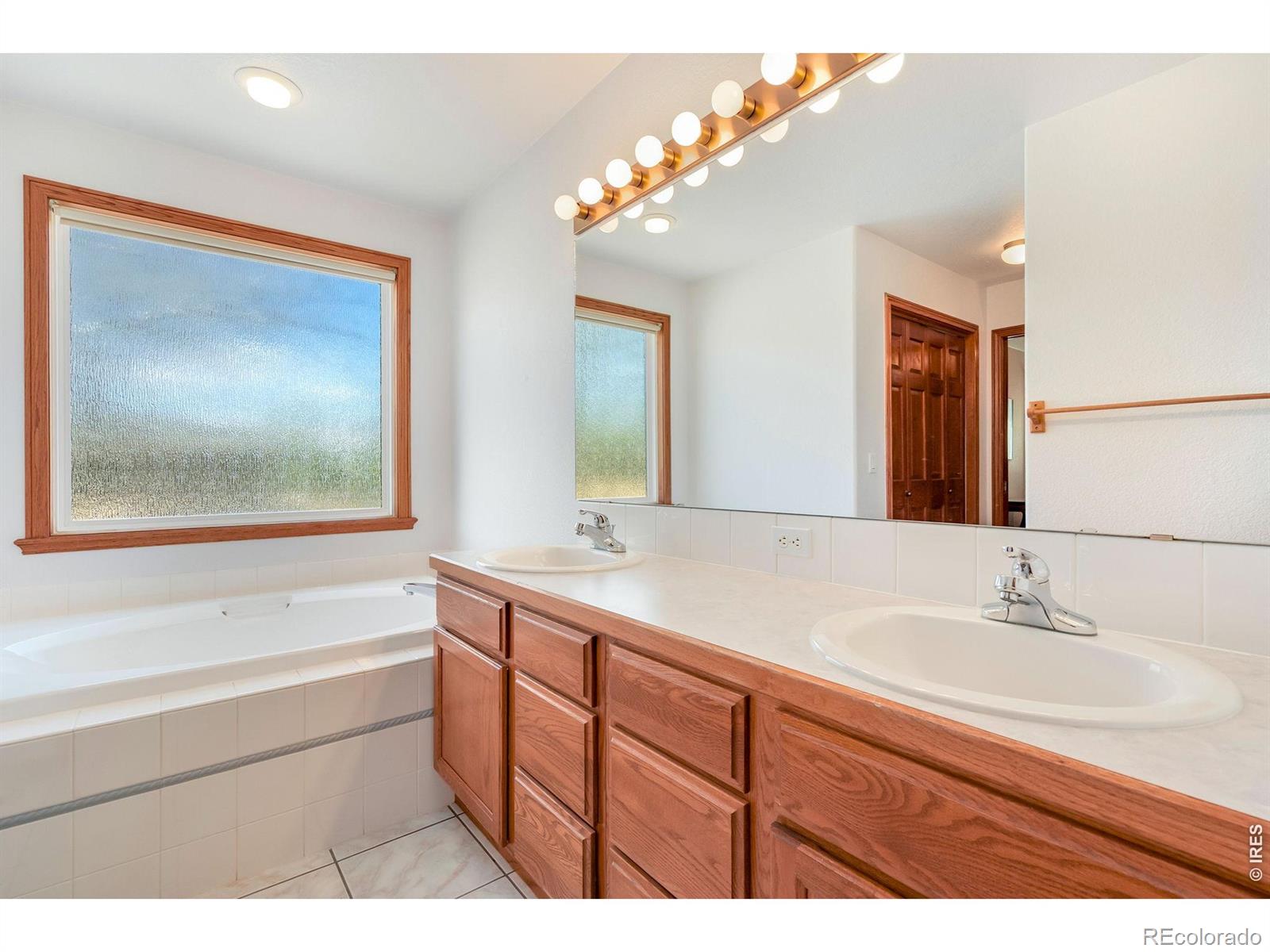 MLS Image #21 for 2177  burbank street,berthoud, Colorado