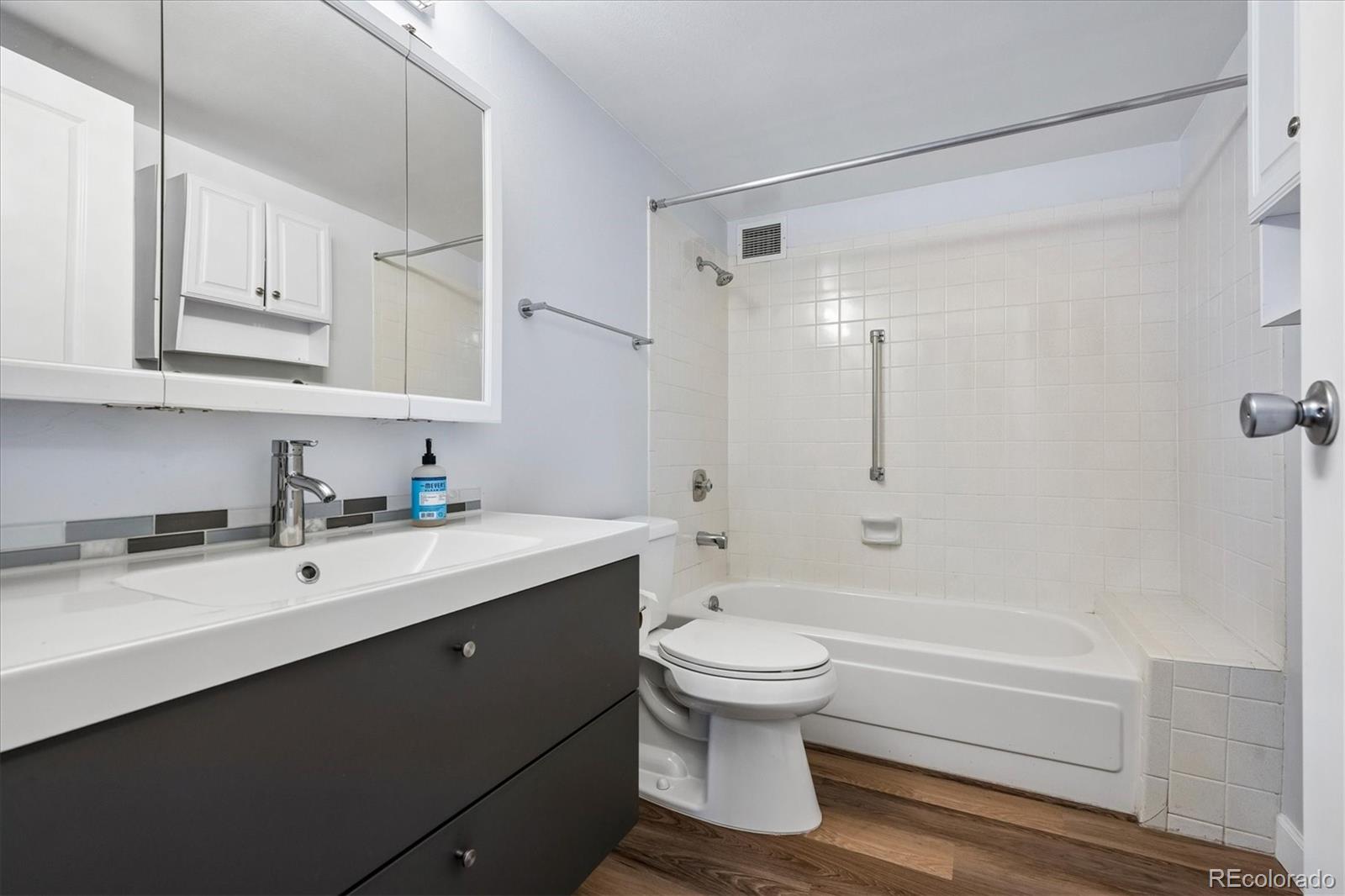 MLS Image #10 for 14000 e linvale place,aurora, Colorado