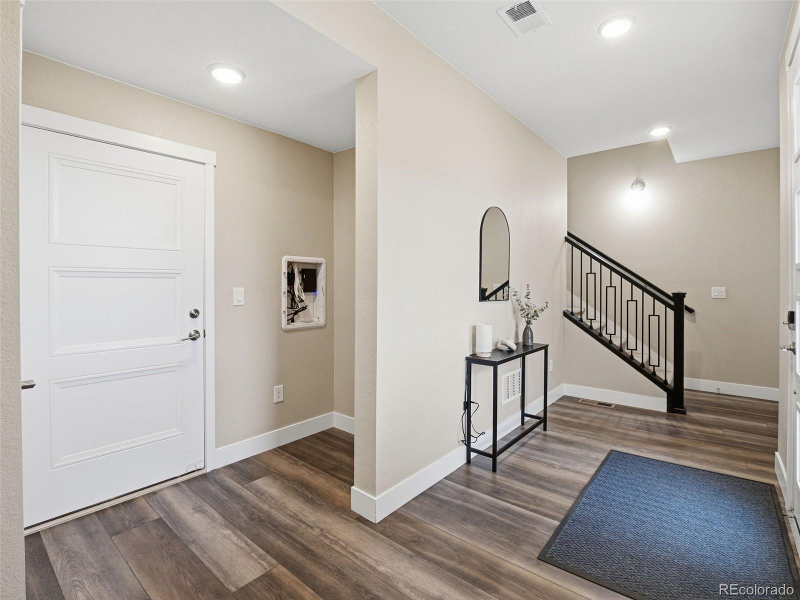 MLS Image #3 for 2220 s mcintyre street,lakewood, Colorado