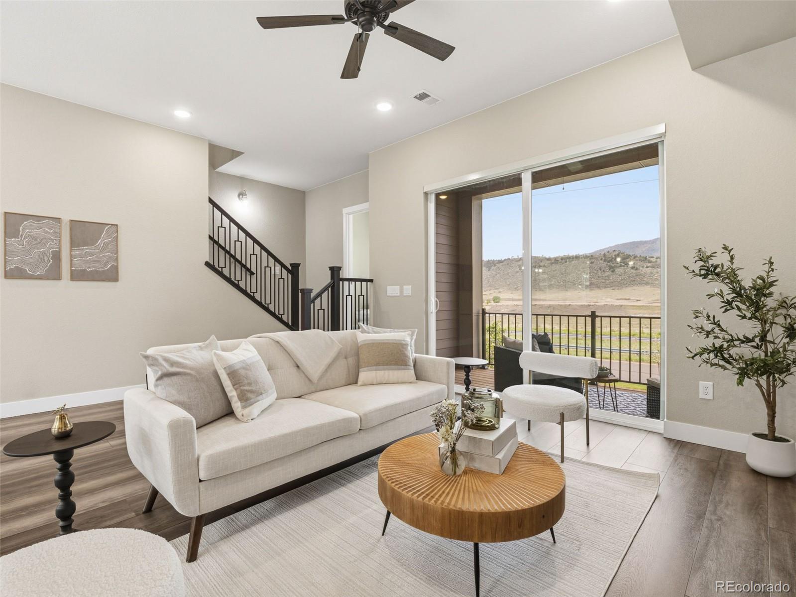 MLS Image #6 for 2220 s mcintyre street,lakewood, Colorado