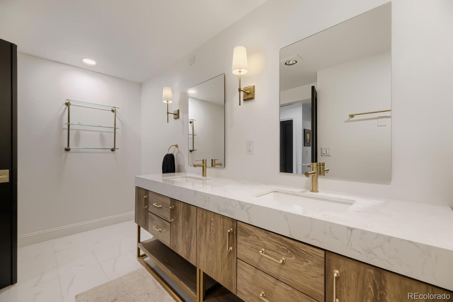 MLS Image #16 for 1900 e girard place 403,englewood, Colorado