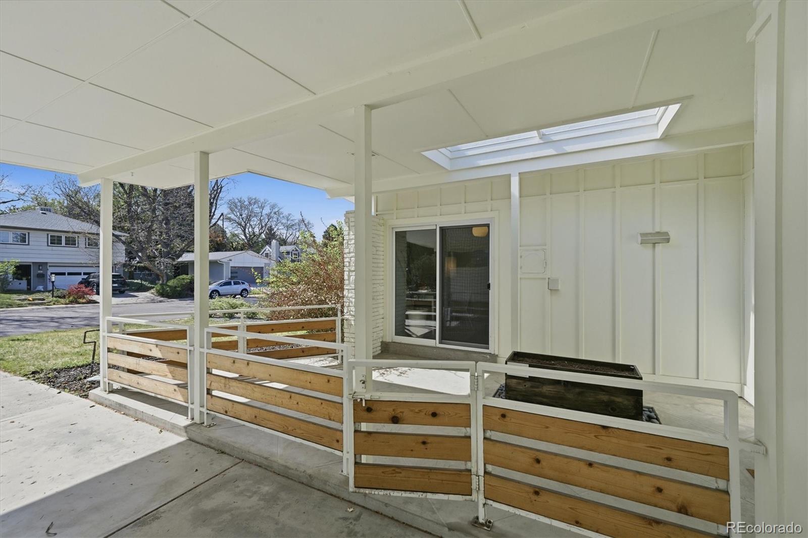 MLS Image #10 for 260 s jasmine street,denver, Colorado