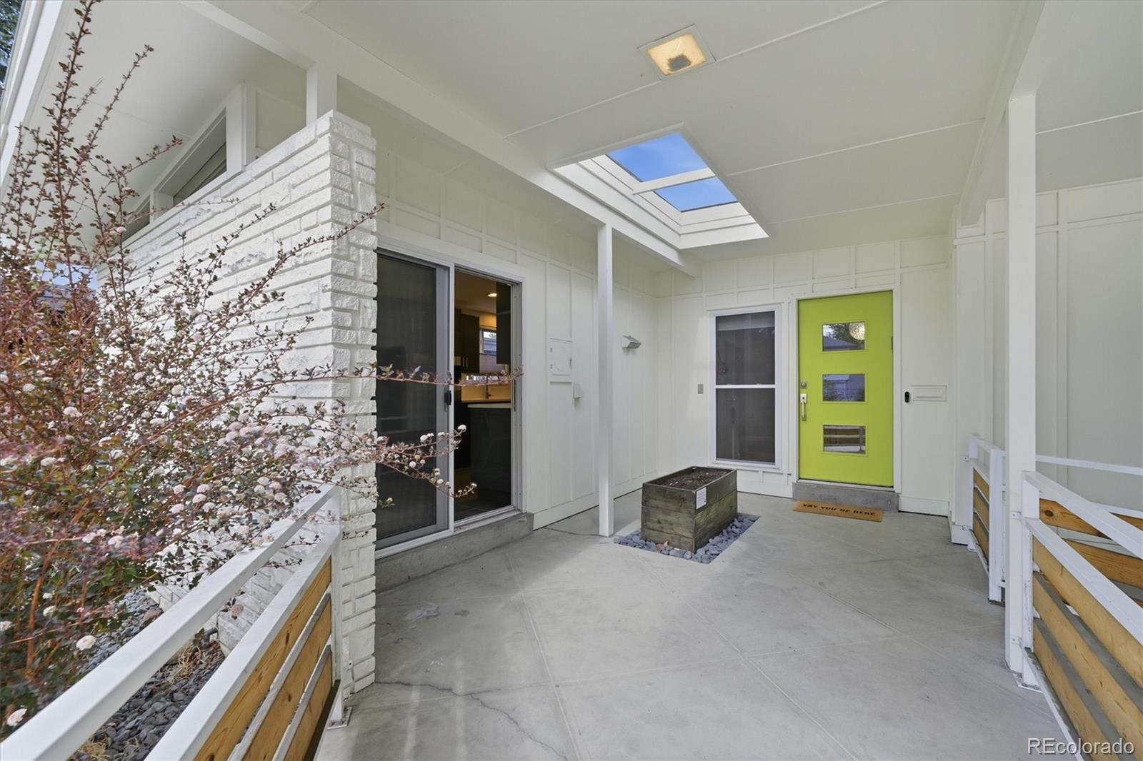 MLS Image #11 for 260 s jasmine street,denver, Colorado