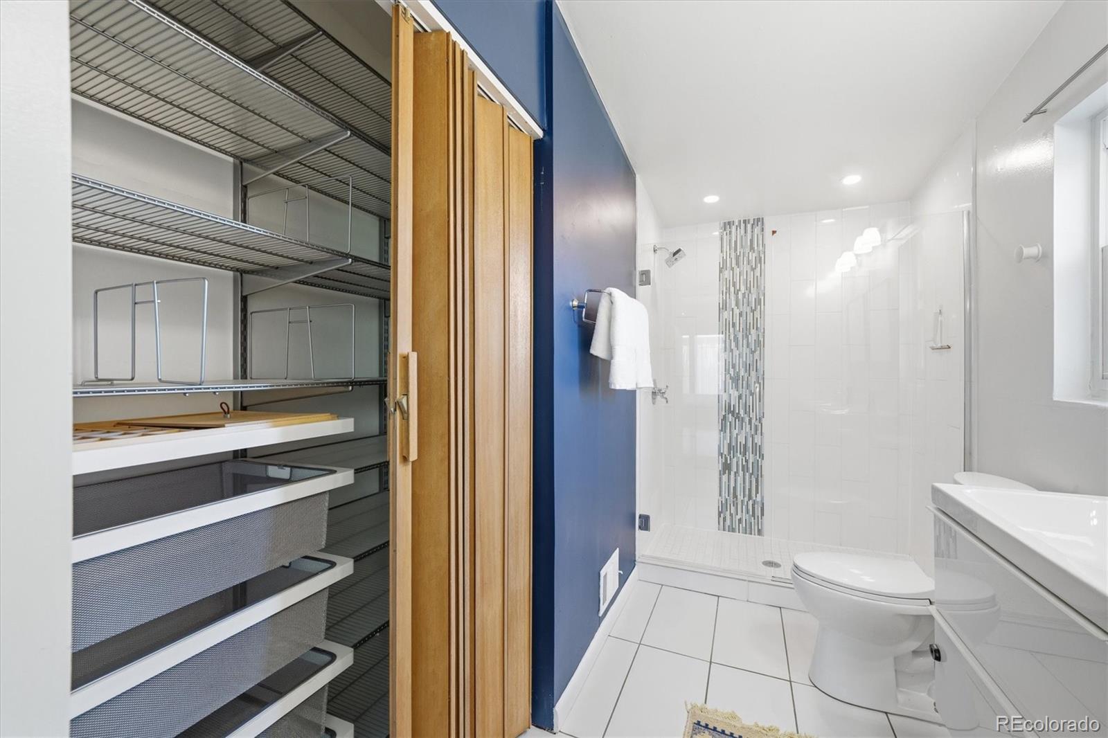 MLS Image #23 for 260 s jasmine street,denver, Colorado