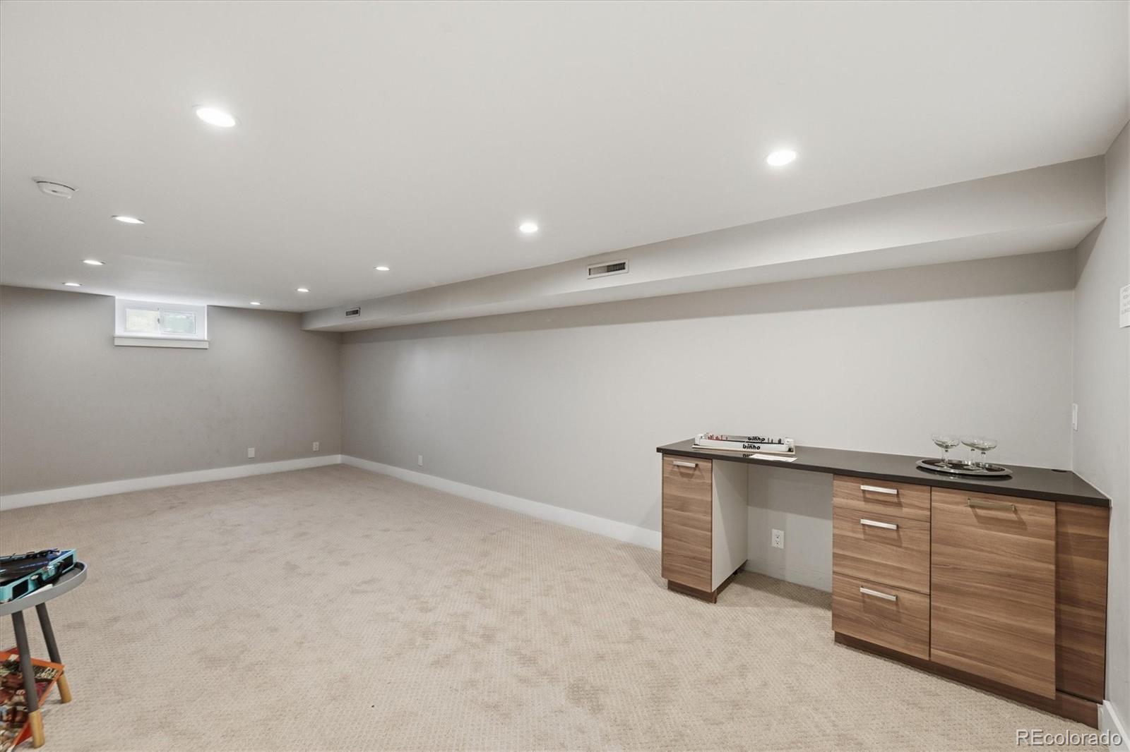 MLS Image #31 for 260 s jasmine street,denver, Colorado