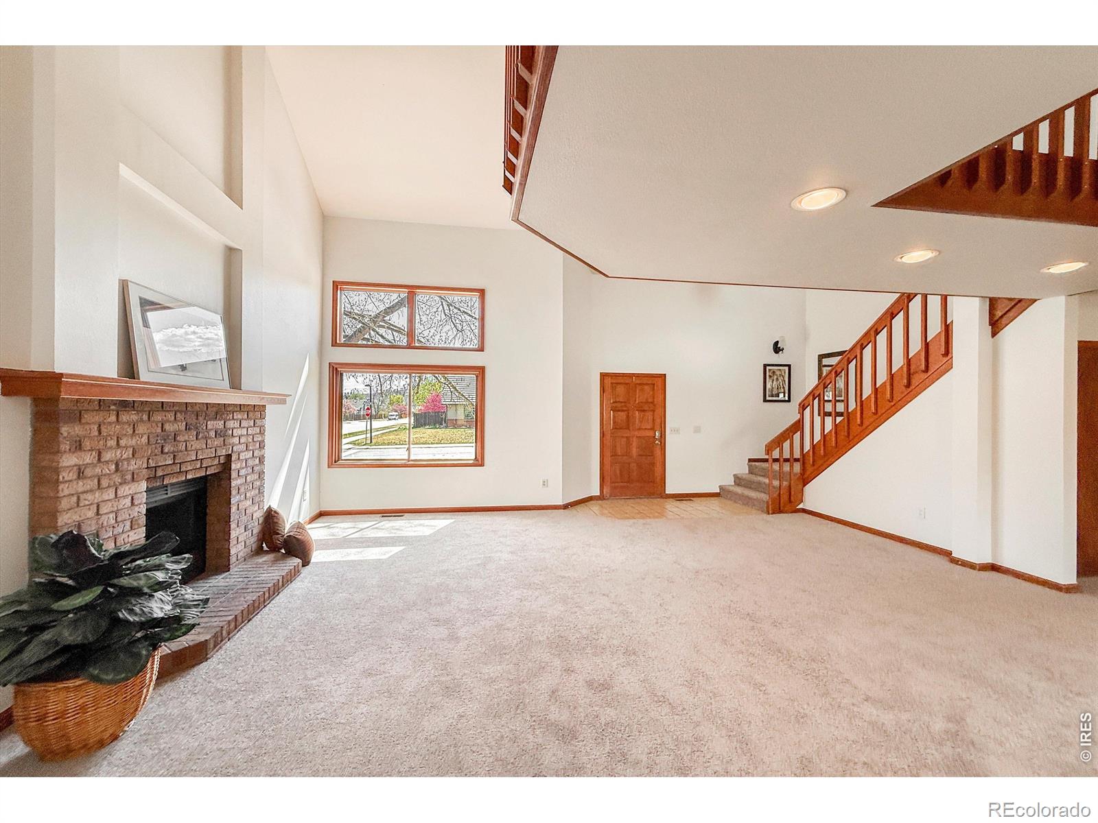 MLS Image #11 for 202  welch drive,lyons, Colorado