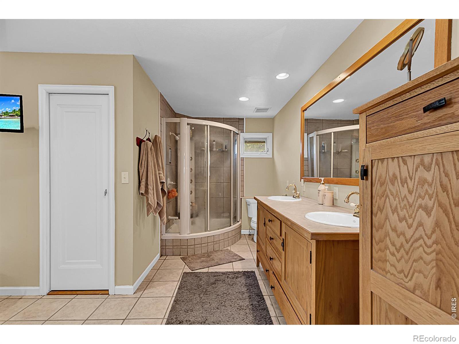 MLS Image #14 for 1470  71st avenue,greeley, Colorado
