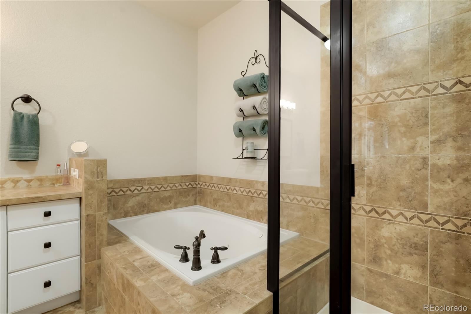MLS Image #17 for 8344 s peninsula drive,littleton, Colorado