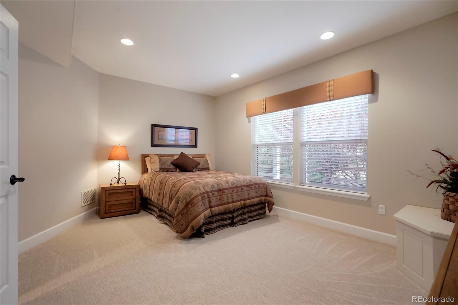 MLS Image #28 for 8344 s peninsula drive,littleton, Colorado
